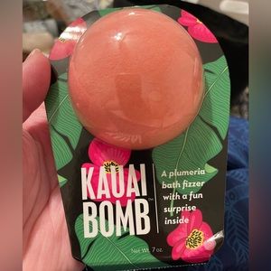 DA BOMB BATH BOMB IN KAUAI